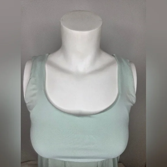 Lululemin Athletica Size 8 Mint Color Strappy Back Tank Top - Picture 7 of 8